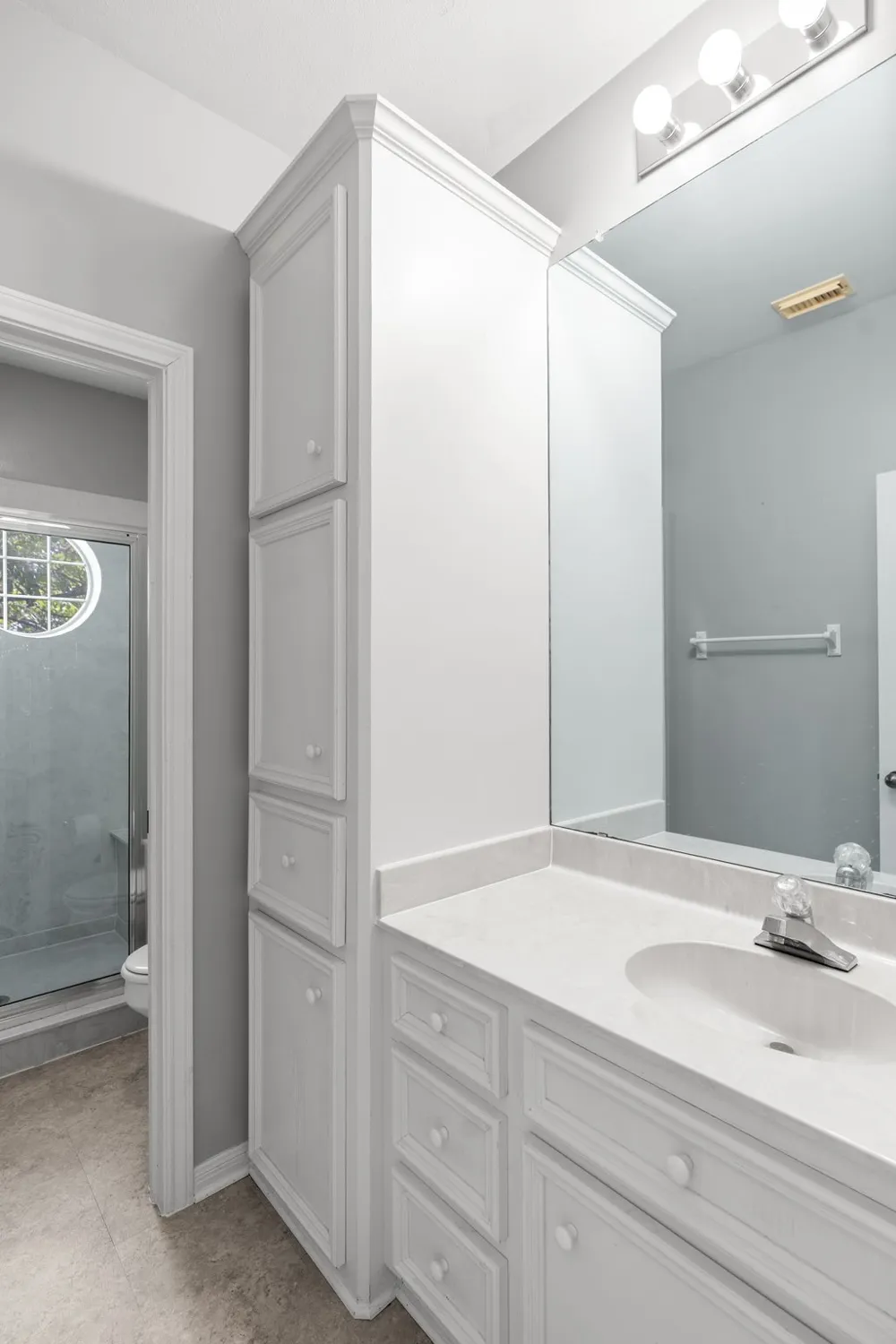 11115 Shady Hollow Drive Austin, TX 78748
