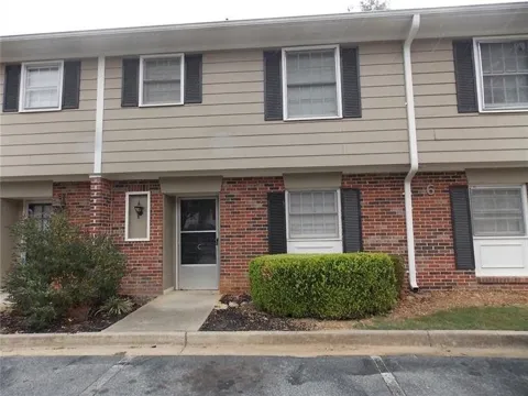 2080 Kings Gate Circle #C