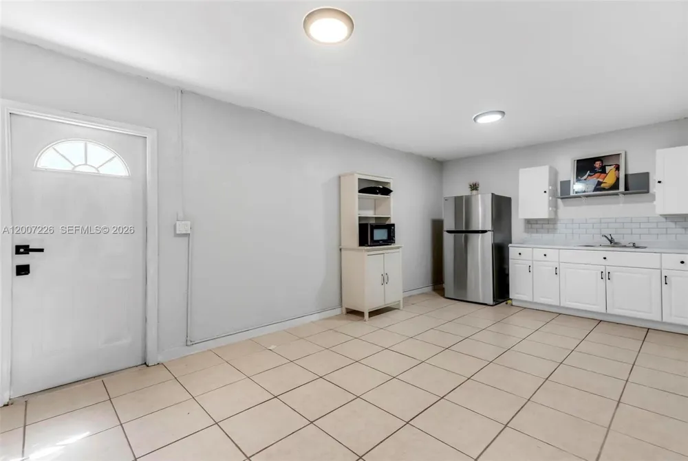 10048 SW 221st St Cutler Bay, FL 33190