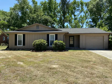 4532 Hillside Drive