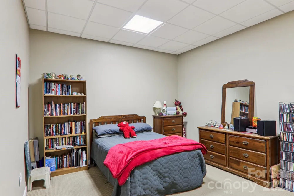 6 Wagon Trace Flat Rock, NC 28731