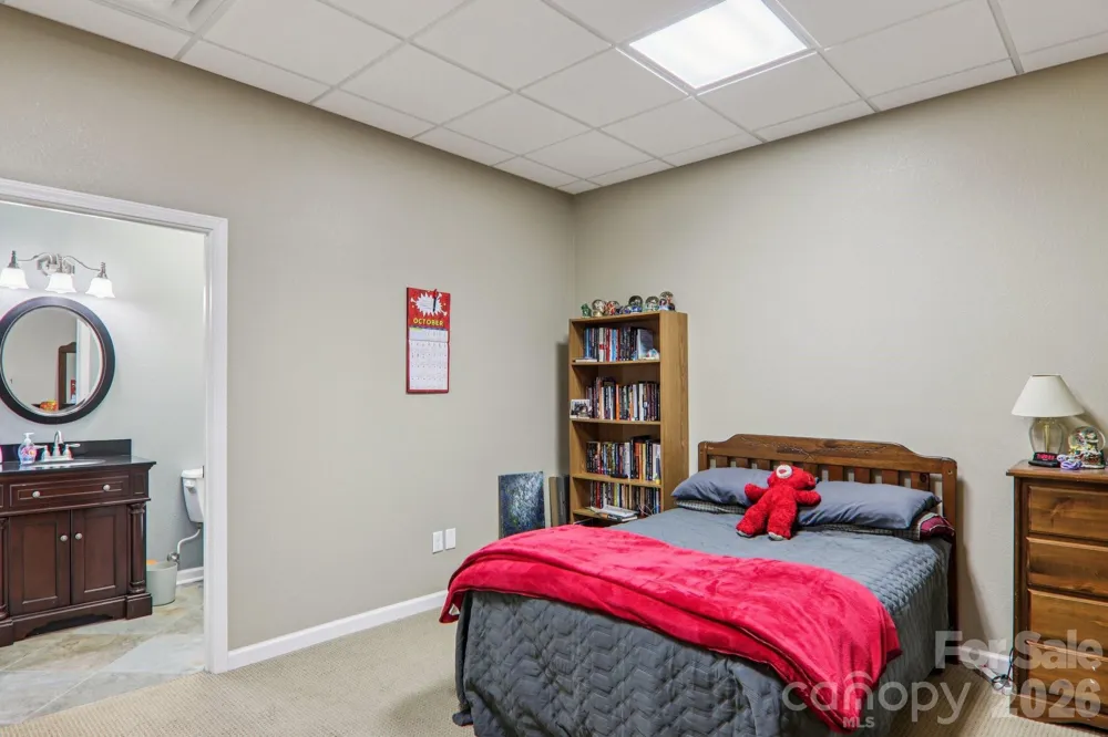 6 Wagon Trace Flat Rock, NC 28731