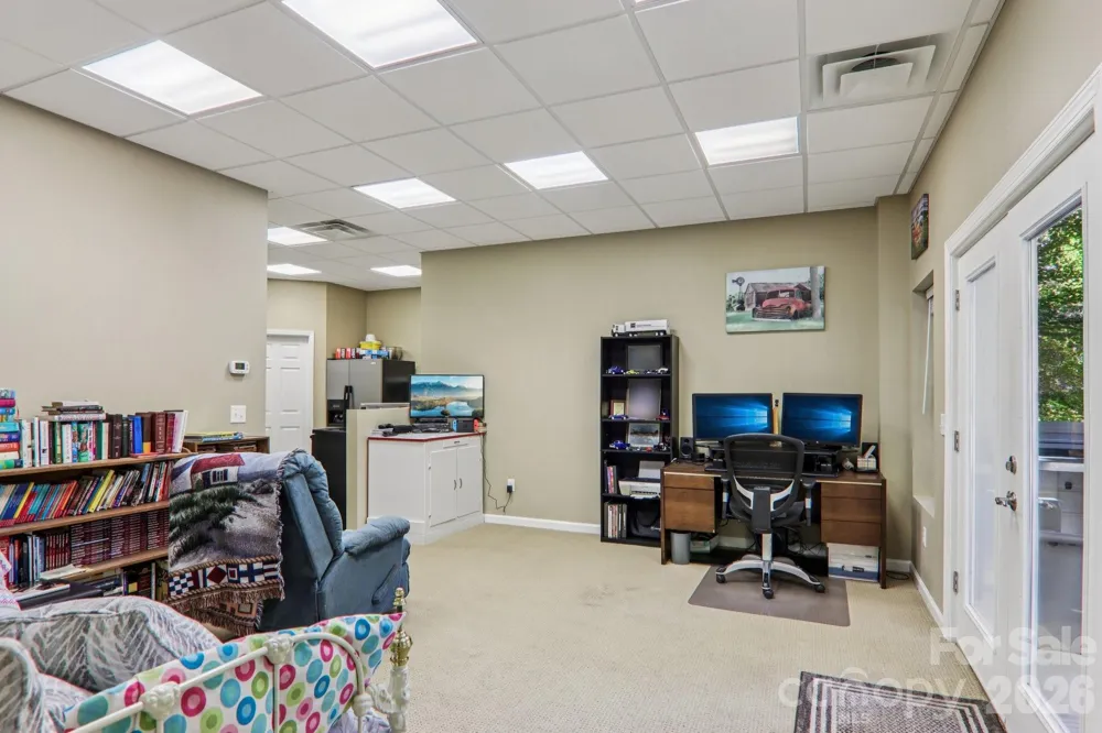 6 Wagon Trace Flat Rock, NC 28731