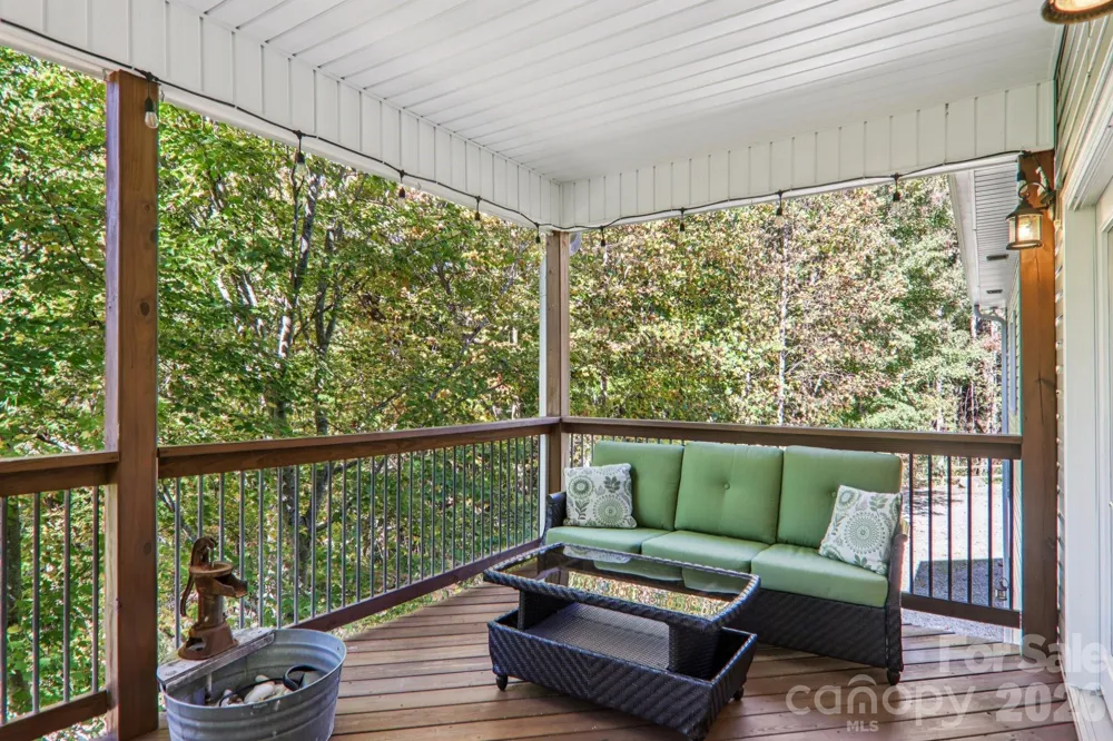 6 Wagon Trace Flat Rock, NC 28731