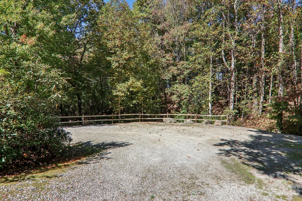 6 Wagon Trace Flat Rock, NC 28731