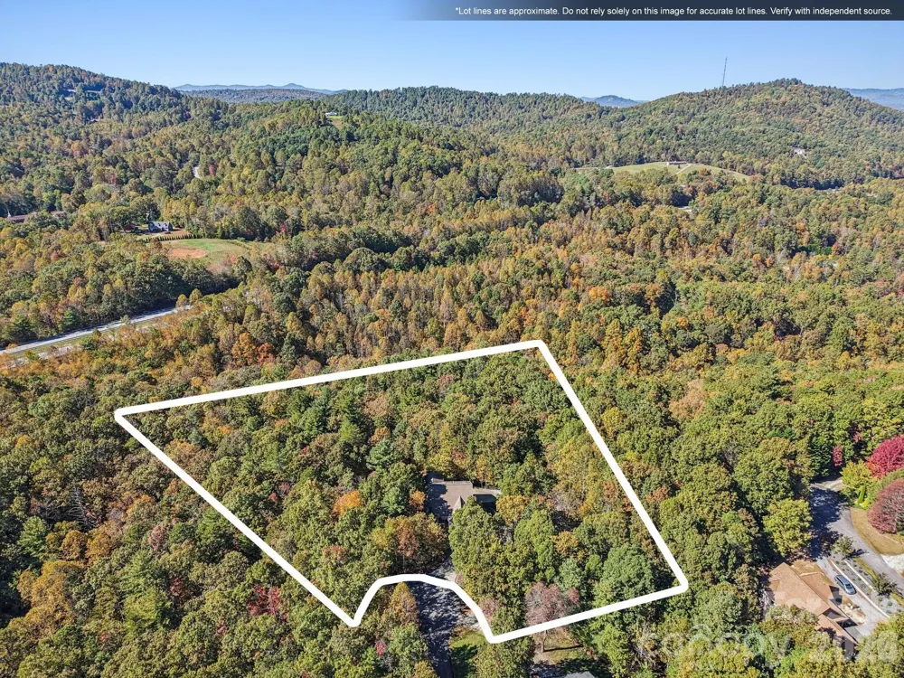 6 Wagon Trace Flat Rock, NC 28731