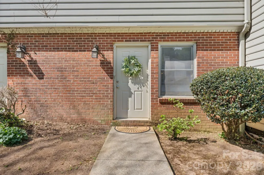 239 13th Avenue Place NW #6 Hickory, NC 28601