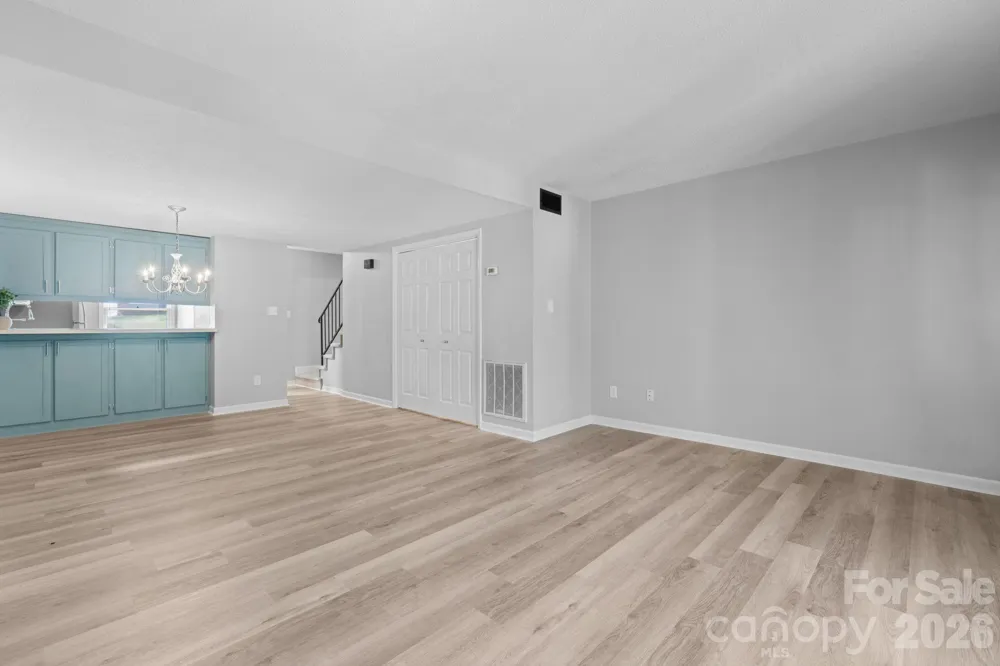239 13th Avenue Place NW #6 Hickory, NC 28601
