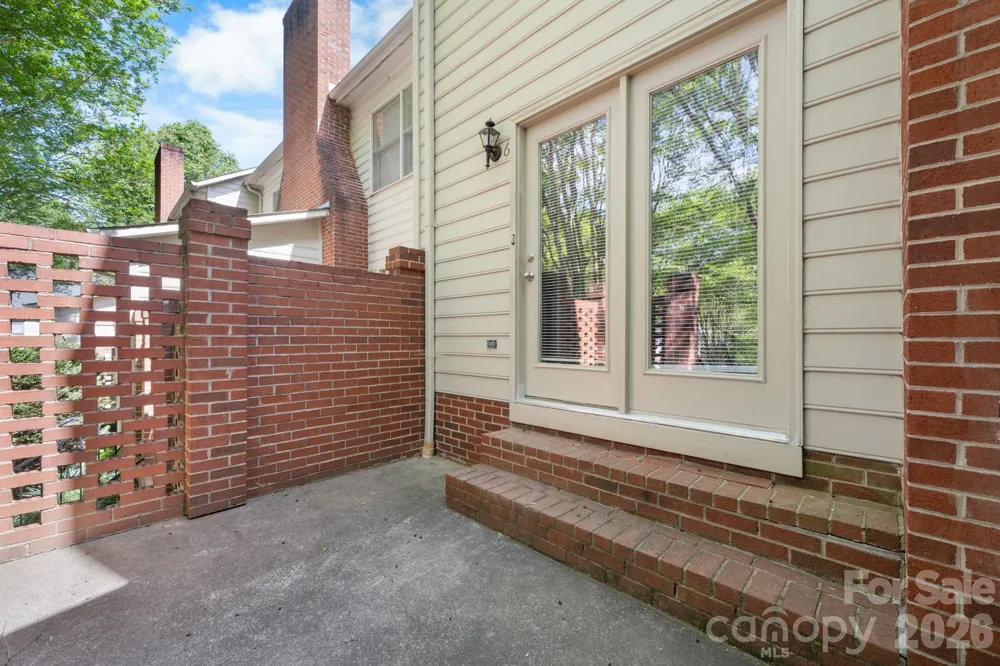 239 13th Avenue Place NW #6 Hickory, NC 28601