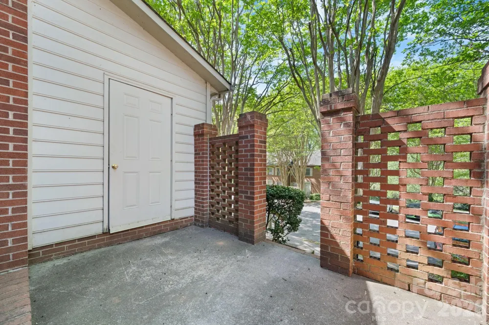 239 13th Avenue Place NW #6 Hickory, NC 28601