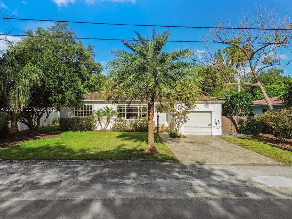11790 NE 8th Ave Biscayne Park, FL 33161