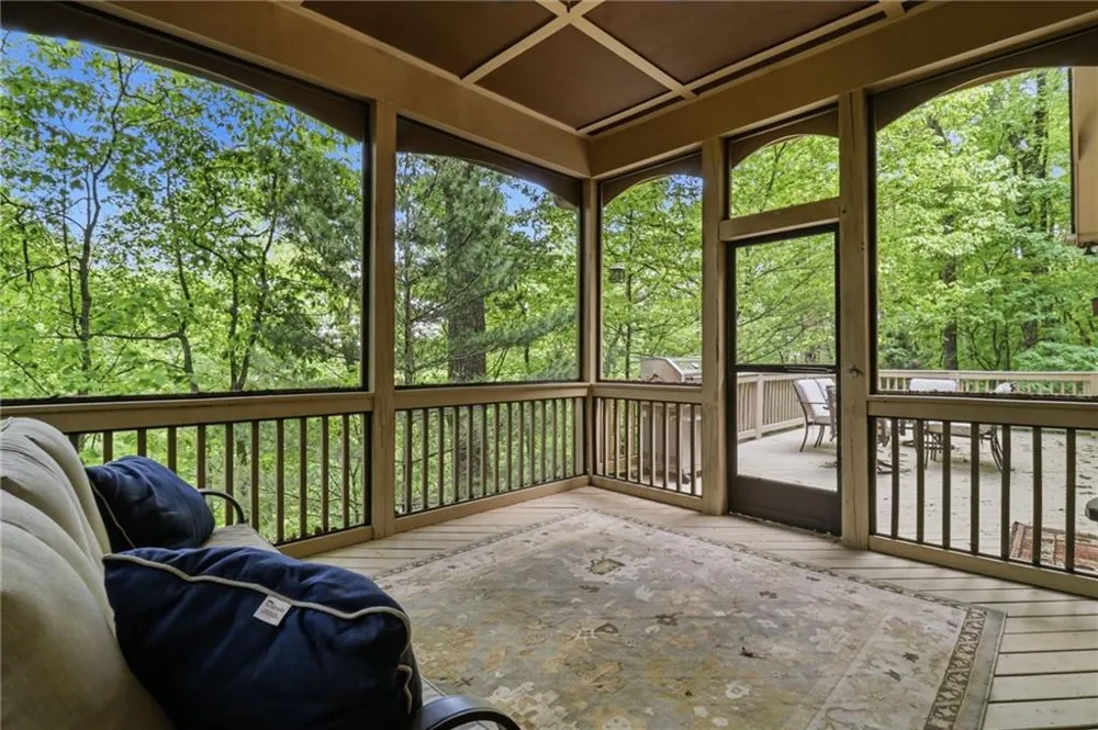 1105 Valley View Drive Big Canoe, GA 30143