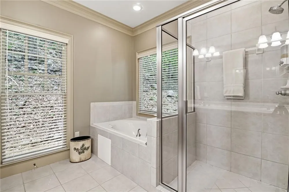 1105 Valley View Drive Big Canoe, GA 30143