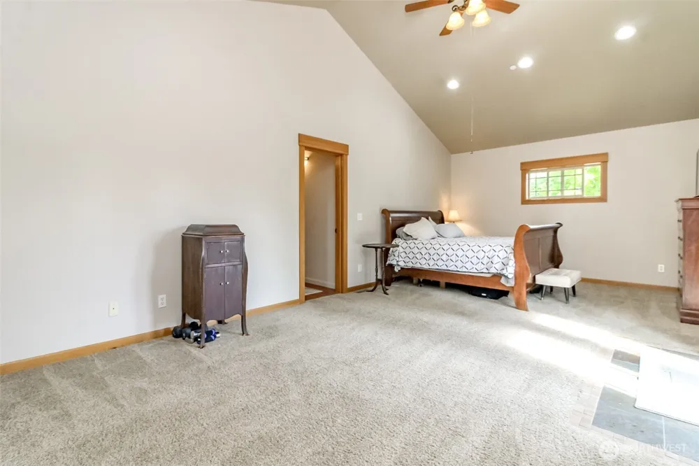 47335 260th Avenue SE Enumclaw, WA 98022