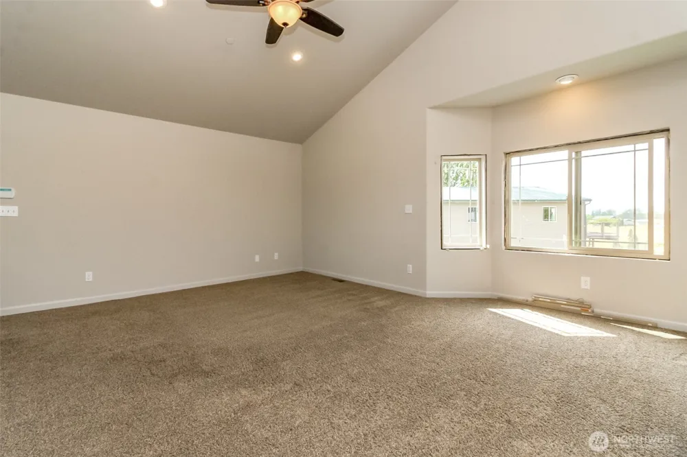47335 260th Avenue SE Enumclaw, WA 98022