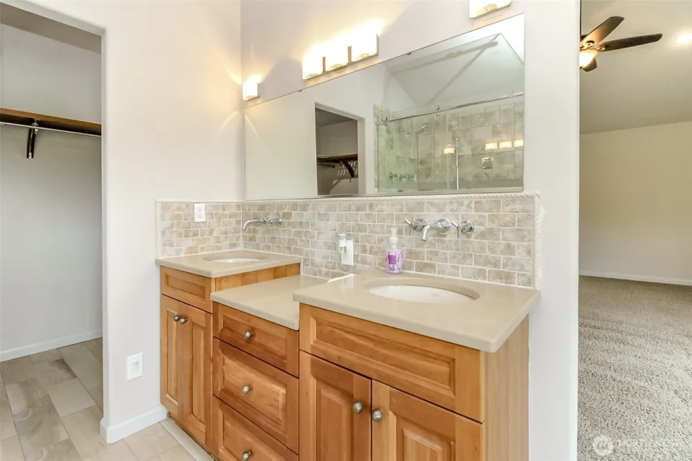 47335 260th Avenue SE Enumclaw, WA 98022