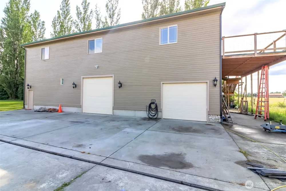 47335 260th Avenue SE Enumclaw, WA 98022