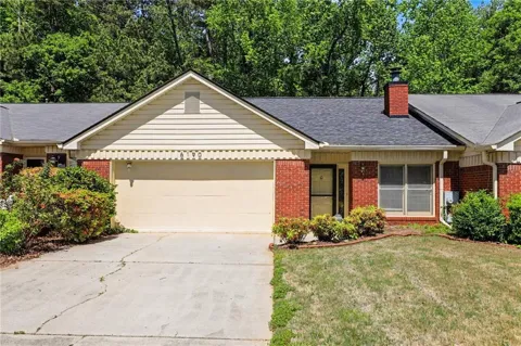 6190 Douglas Manor Court