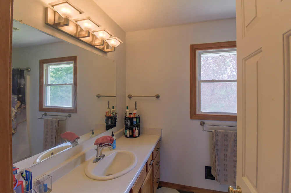 4946 Catskill Street Galesburg, MI 49053
