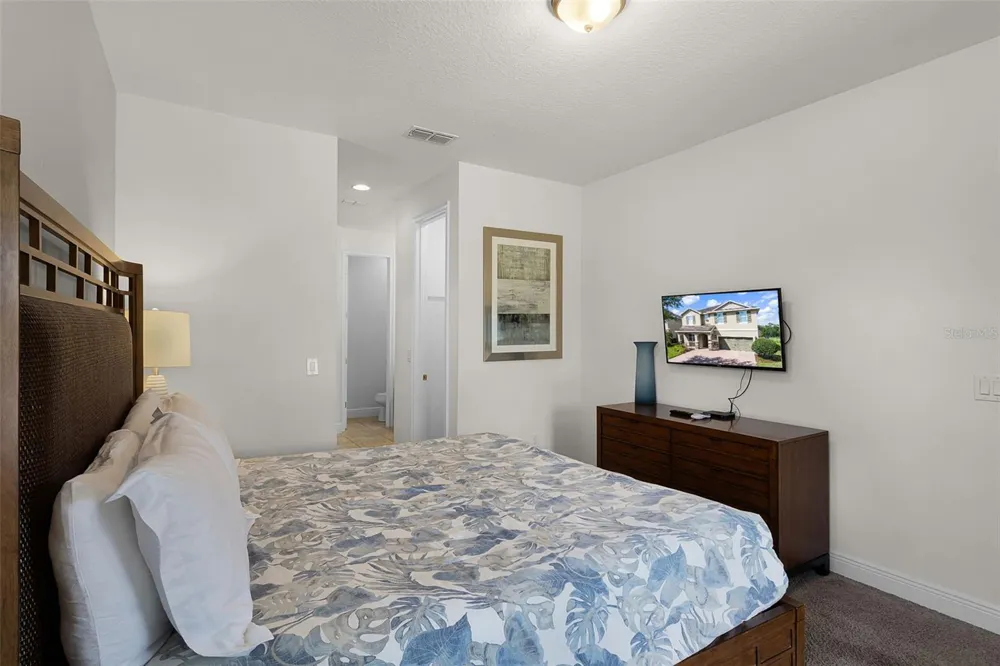 7527 MARKER AVENUE Kissimmee, FL 34747