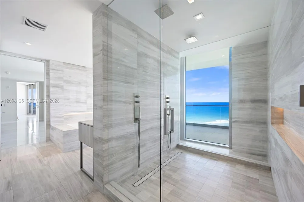 18975 Collins Ave #700 Sunny Isles Beach, FL 33160