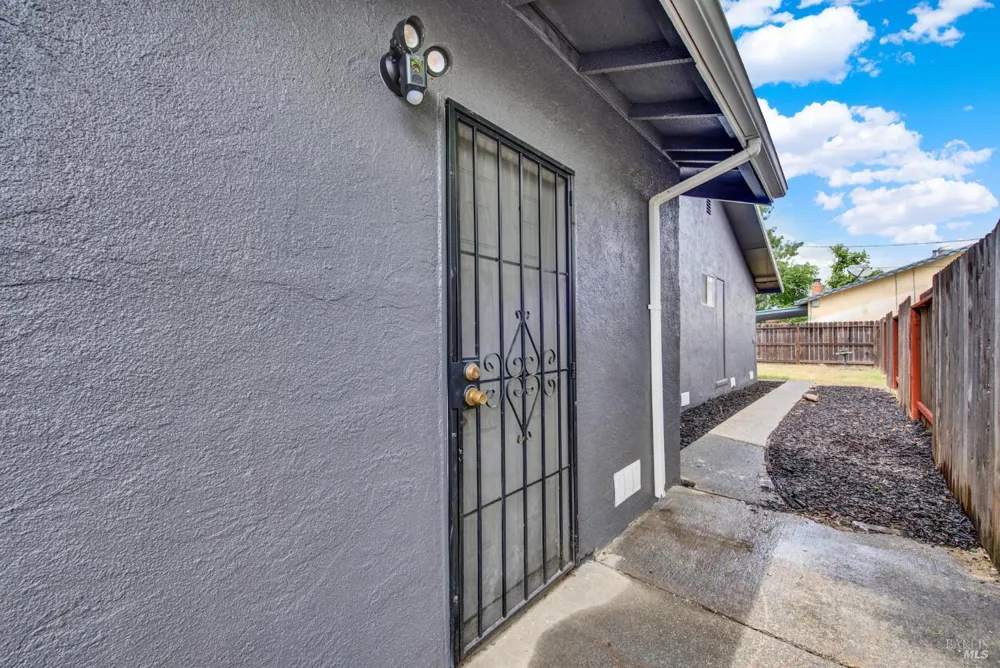 806 Meadowlark Drive Fairfield, CA 94533