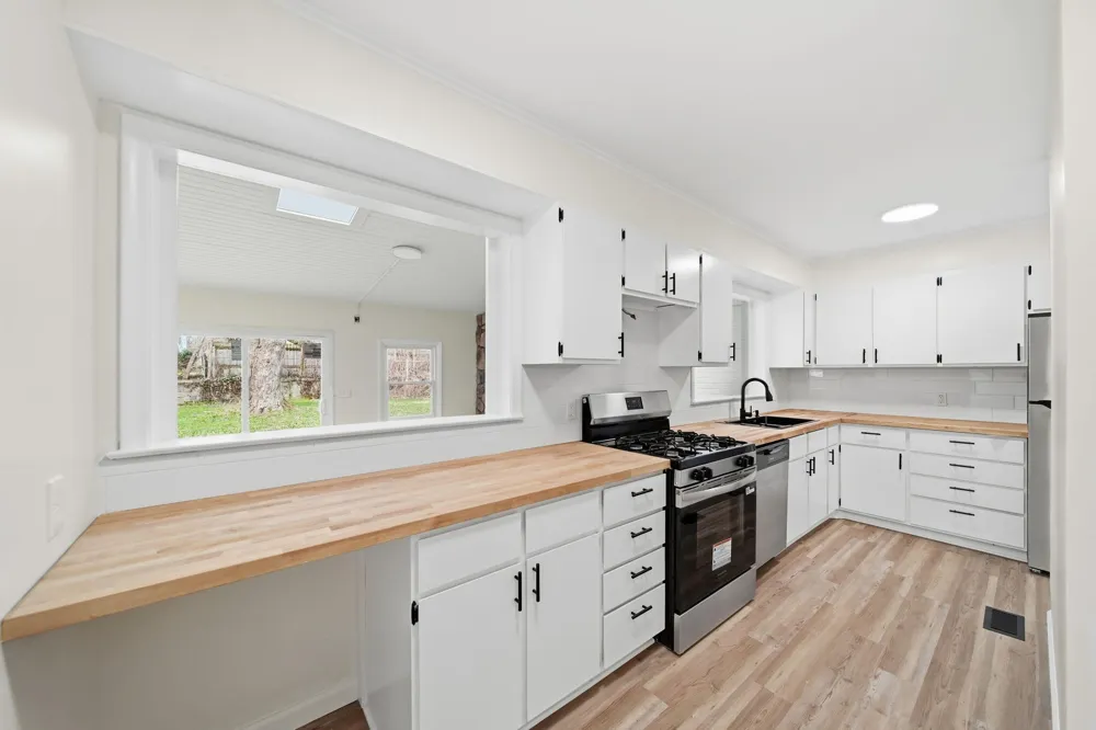 418 S Scott Street Adrian, MI 49221