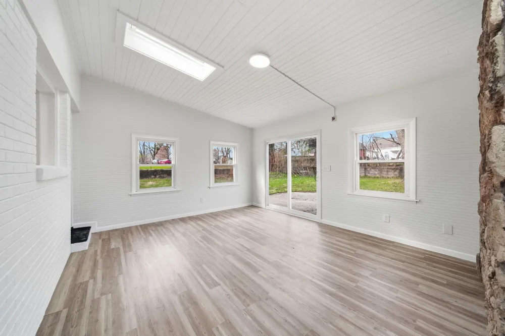 418 S Scott Street Adrian, MI 49221