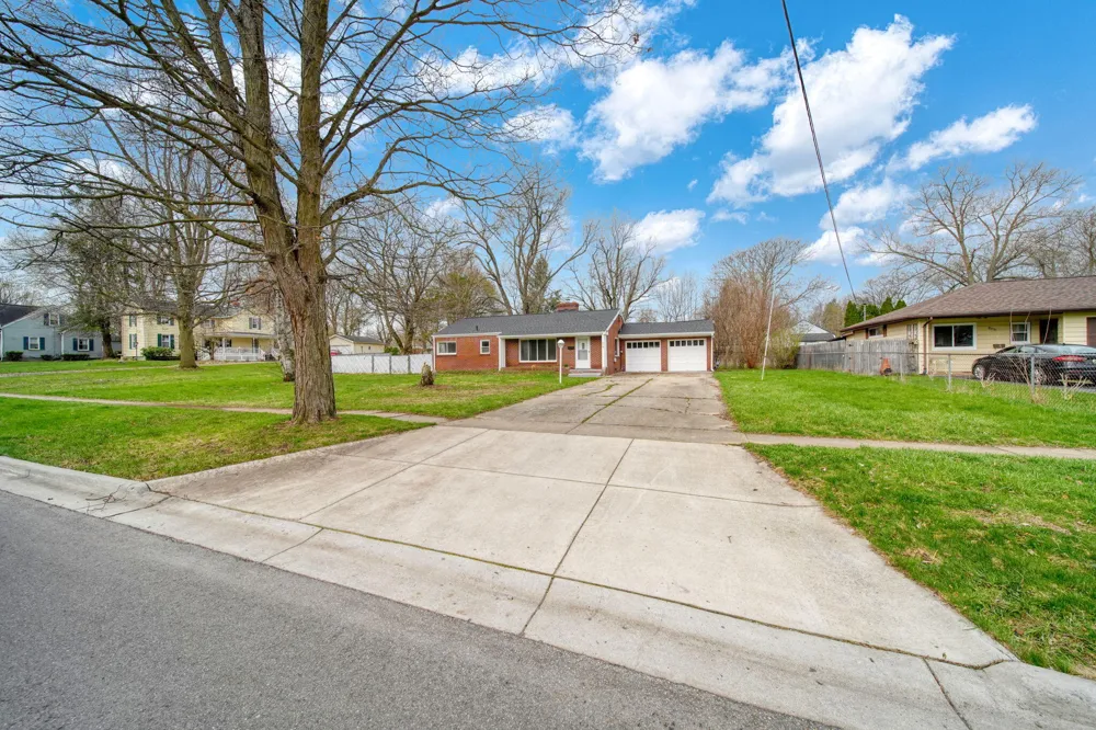 418 S Scott Street Adrian, MI 49221