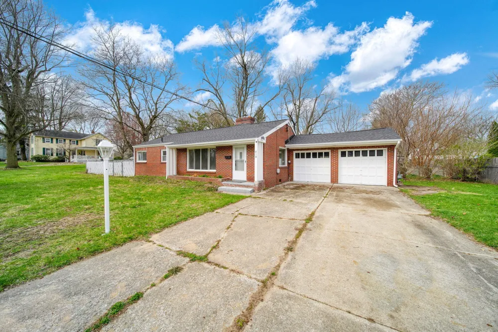 418 S Scott Street Adrian, MI 49221