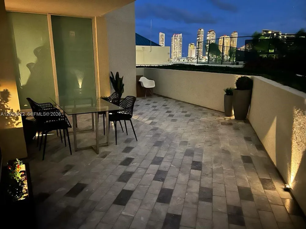 3370 Hidden Bay Dr #409 Aventura, FL 33180