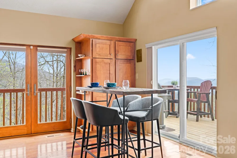 108 Hickory Forest Road Fairview, NC 28730