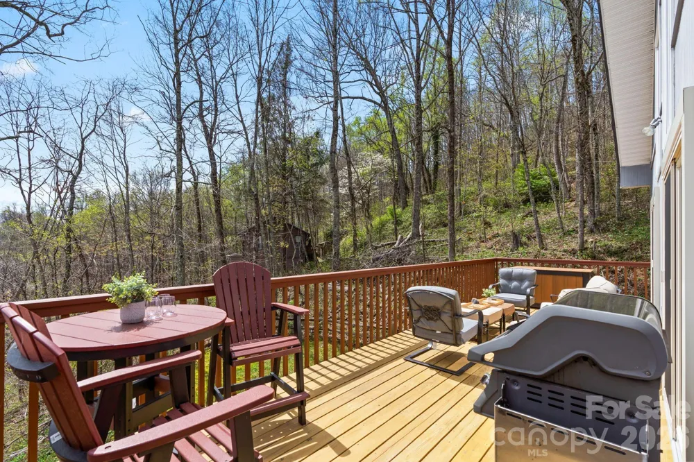 108 Hickory Forest Road Fairview, NC 28730