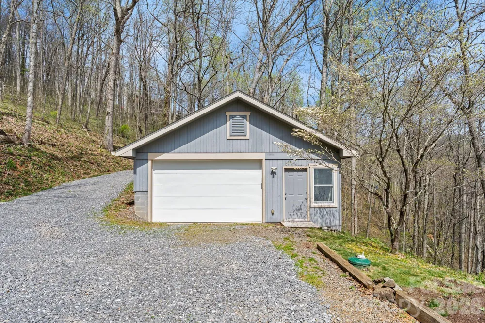 108 Hickory Forest Road Fairview, NC 28730