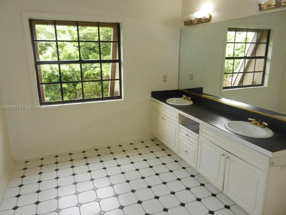 18950 SW 240th ST Homestead, FL 33031