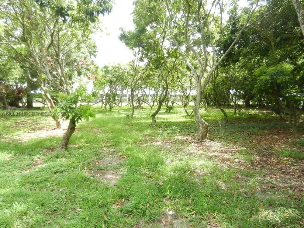 18950 SW 240th ST Homestead, FL 33031