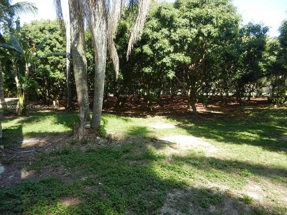 18950 SW 240th ST Homestead, FL 33031