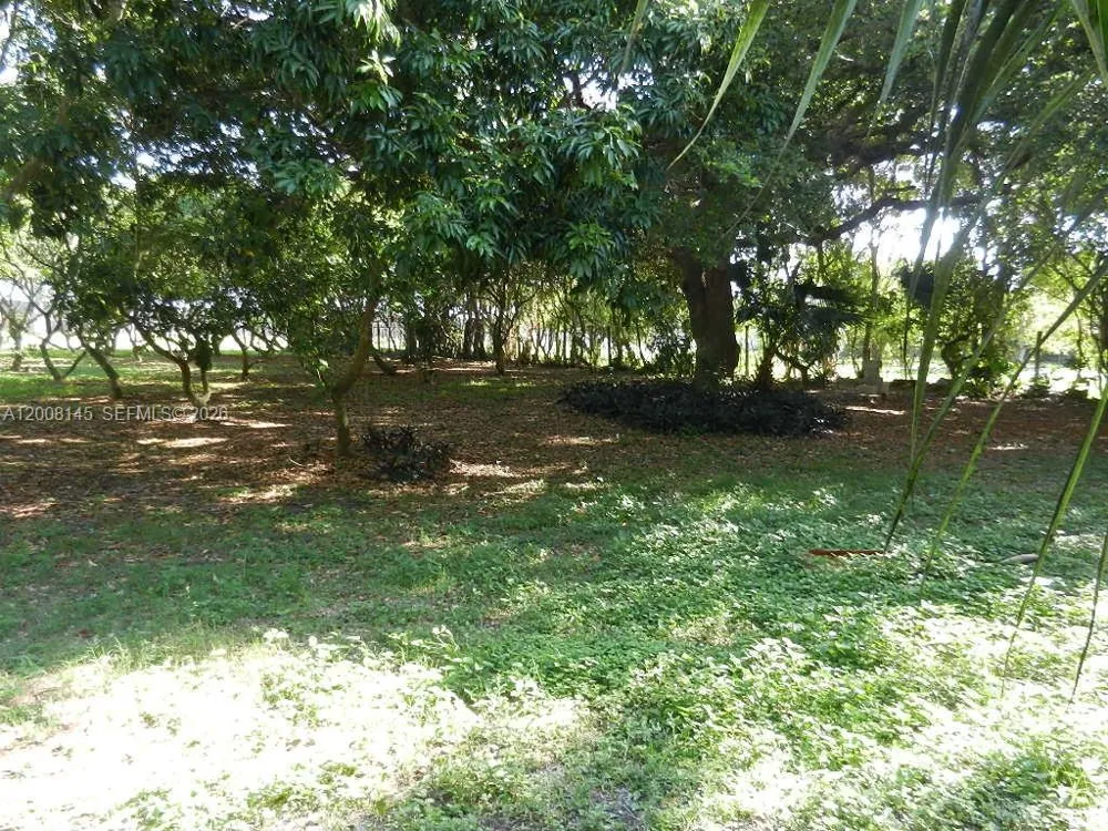 18950 SW 240th ST Homestead, FL 33031