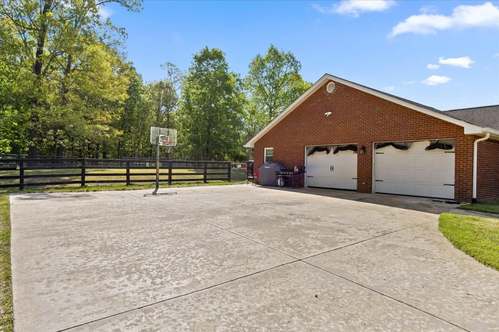19 Dimple Lane Ringgold, GA 30736