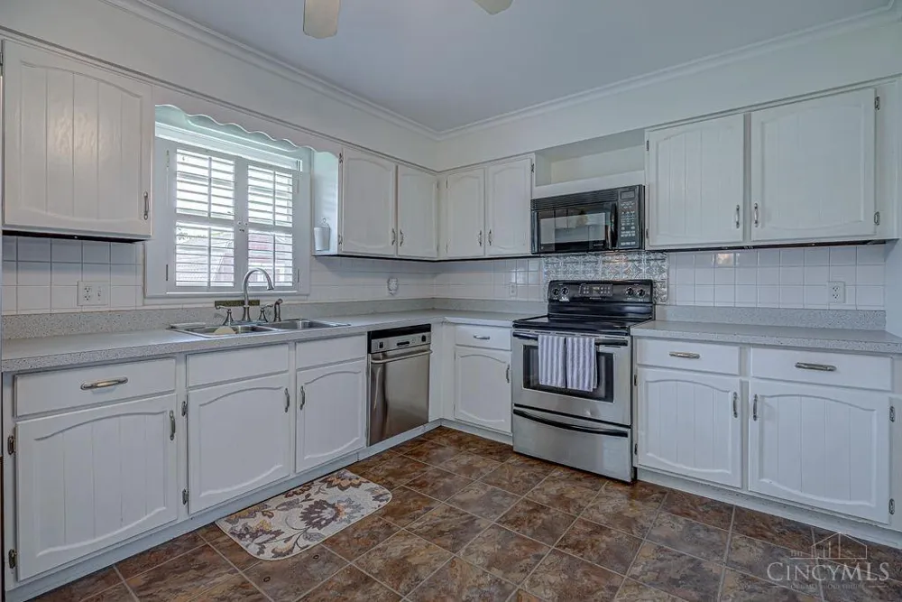 403 Redwood Drive Trenton, OH 45067