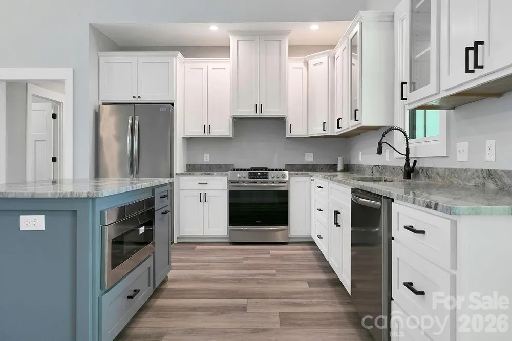 404 High Ridge Drive Mills River, NC 28759