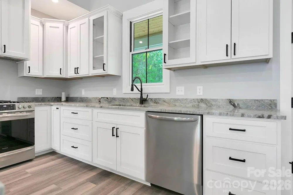 404 High Ridge Drive Mills River, NC 28759