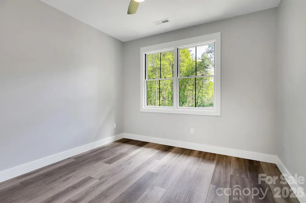 404 High Ridge Drive Mills River, NC 28759