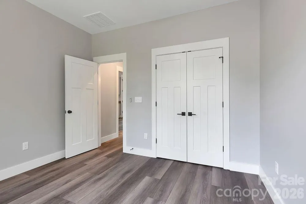 404 High Ridge Drive Mills River, NC 28759
