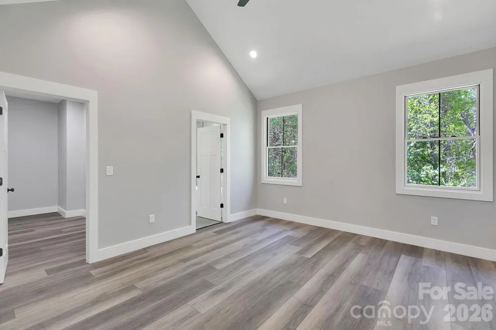 404 High Ridge Drive Mills River, NC 28759