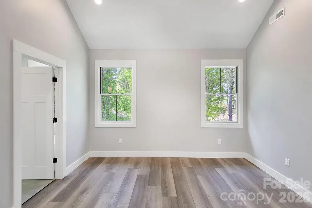 404 High Ridge Drive Mills River, NC 28759