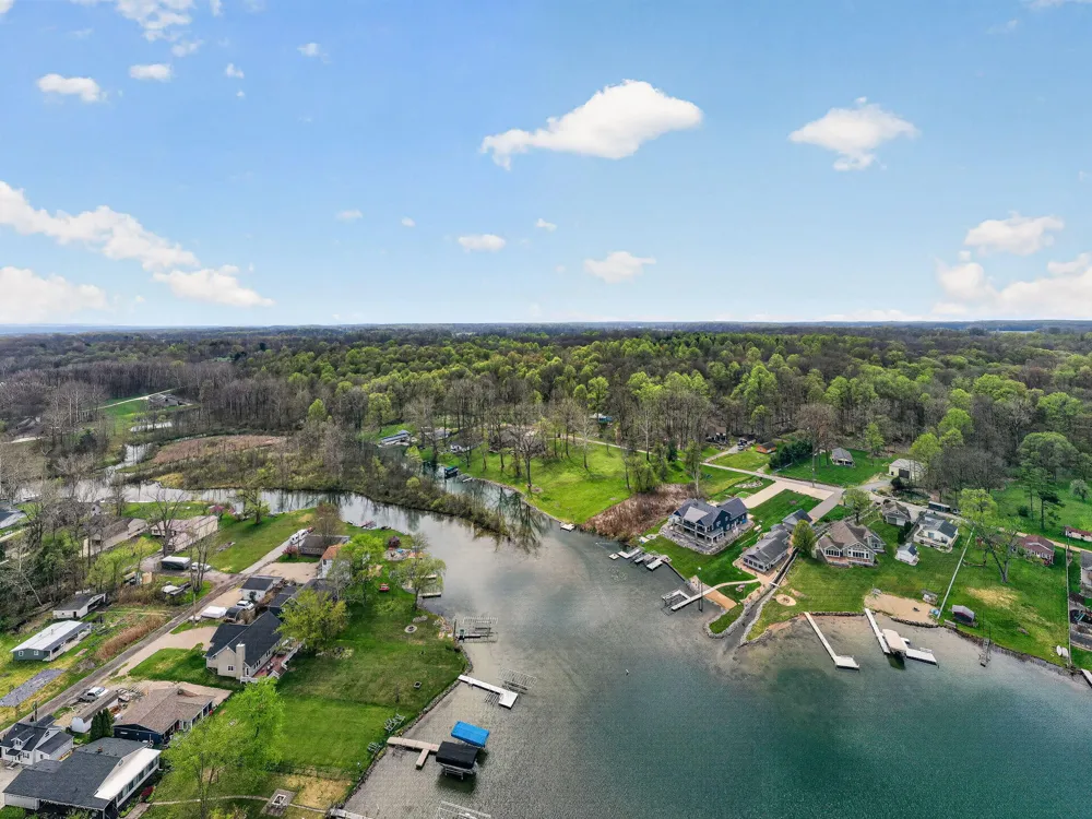 66175 South Drive Cassopolis, MI 49031
