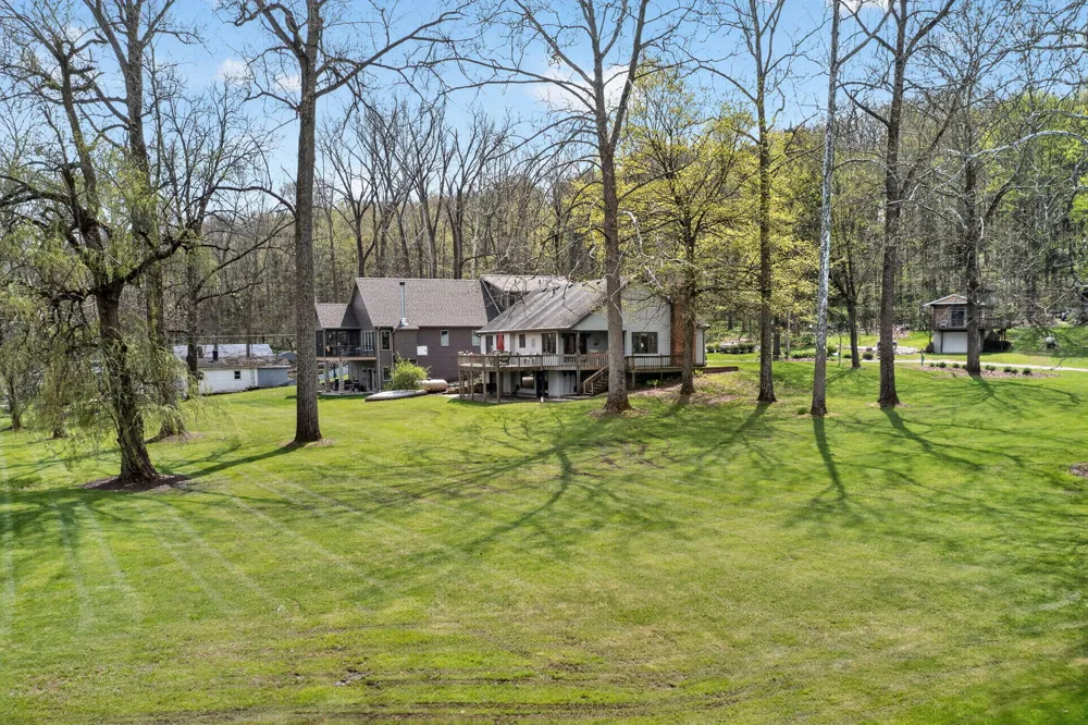 66175 South Drive Cassopolis, MI 49031