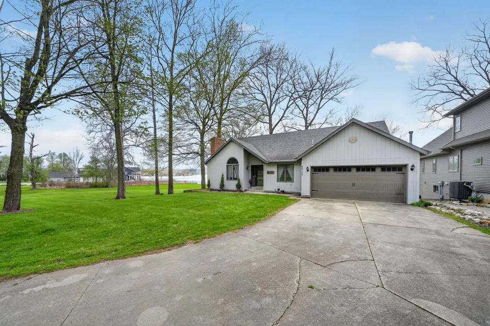 66175 South Drive Cassopolis, MI 49031