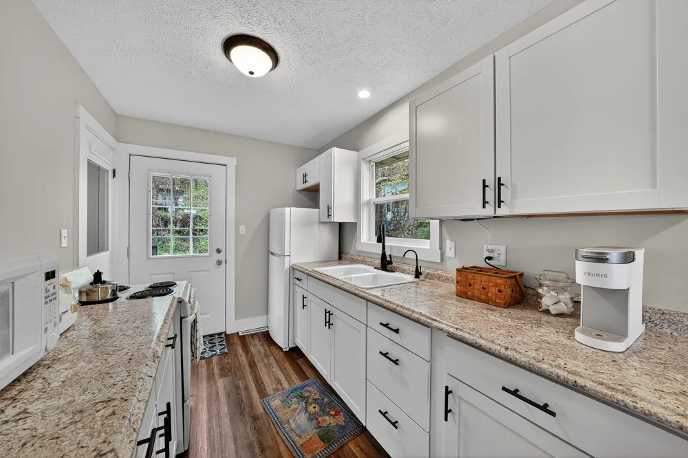 66175 South Drive Cassopolis, MI 49031